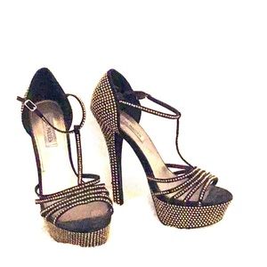 Steve Madden, gold platform glamour heels.
